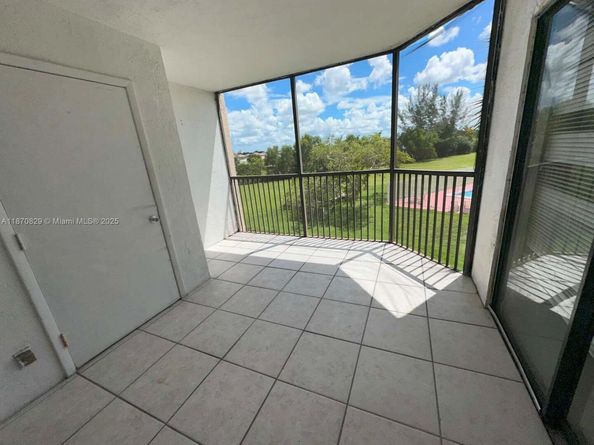3396 Foxcroft Rd 305, Miramar FL 33025
