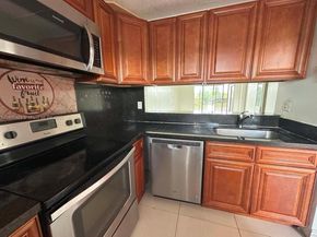 3396 Foxcroft Rd 305, Miramar FL 33025