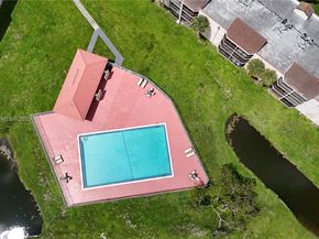 3396 Foxcroft Rd 305, Miramar FL 33025