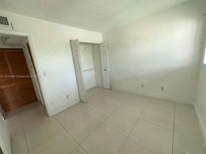 3396 Foxcroft Rd 305, Miramar FL 33025