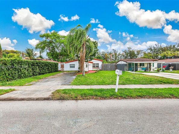 1263 NE 182nd St, North Miami Beach FL 33162
