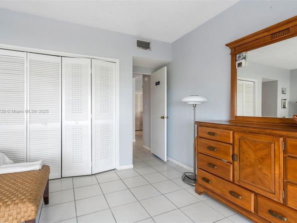 5601 Collins Ave 615, Miami Beach FL 33140