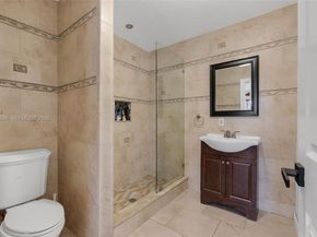 9625 SW 47th St, Miami FL 33165