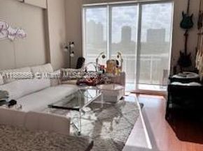 3000 NE 188th St 706, Aventura FL 33180