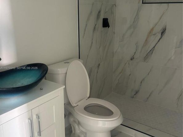 2831 NW 190th St, Miami Gardens FL 33056