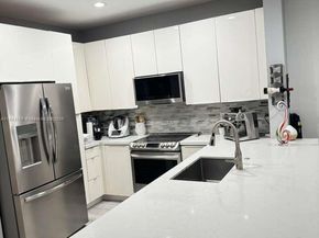925 Briar Ridge Rd, Weston FL 33327