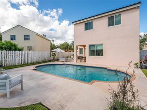 925 Briar Ridge Rd, Weston FL 33327