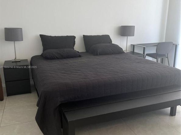 3470 E Coast Ave H2202, Miami FL 33137