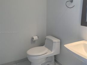 3470 E Coast Ave H2202, Miami FL 33137