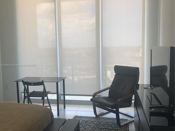 3470 E Coast Ave H2202, Miami FL 33137
