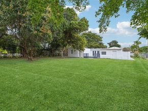 299 S Biscayne River Dr, Miami FL 33169