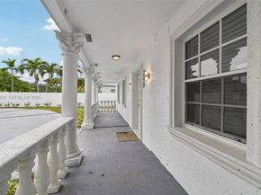 299 S Biscayne River Dr, Miami FL 33169