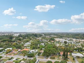 299 S Biscayne River Dr, Miami FL 33169