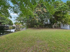 299 S Biscayne River Dr, Miami FL 33169