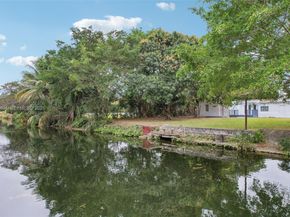 299 S Biscayne River Dr, Miami FL 33169