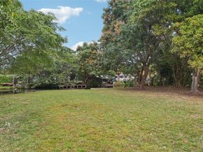 299 S Biscayne River Dr, Miami FL 33169