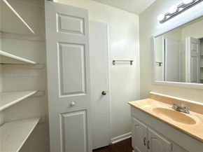 4094 Sierra Ter 4094, Sunrise FL 33351