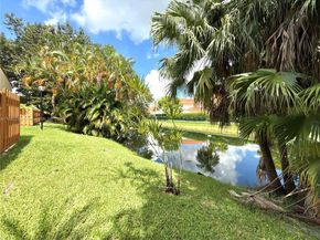 4094 Sierra Ter 4094, Sunrise FL 33351