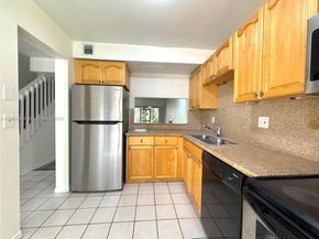 4094 Sierra Ter 4094, Sunrise FL 33351