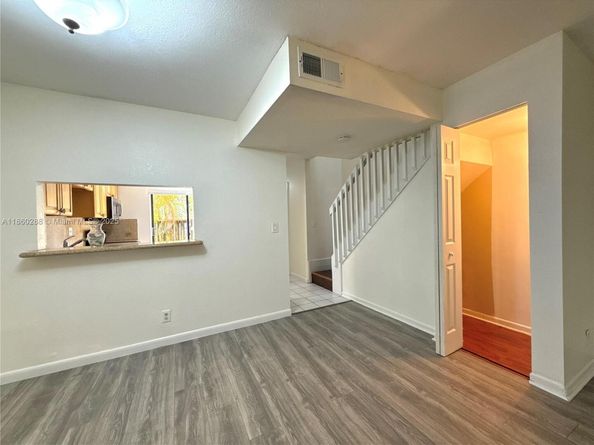 4094 Sierra Ter 4094, Sunrise FL 33351