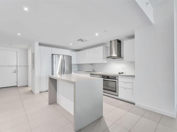 1600 NE 1st Ave 3315, Miami FL 33132