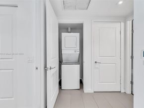 1600 NE 1st Ave 3315, Miami FL 33132