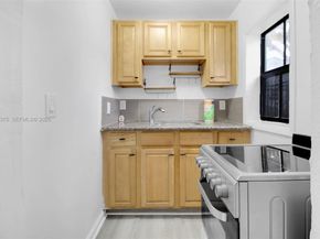 7770 NW 9th Ave, Miami FL 33150