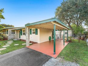475 NW 46th Ter, Plantation FL 33317