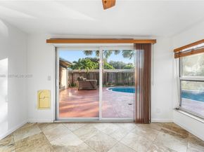 475 NW 46th Ter, Plantation FL 33317