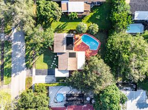 475 NW 46th Ter, Plantation FL 33317