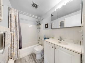 900 SW 10th Ter 8S, Hallandale Beach FL 33009