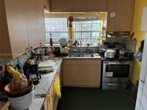 790 NW 76th St, Miami FL 33150