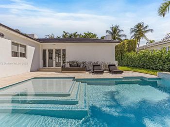 5925 La Gorce Dr
