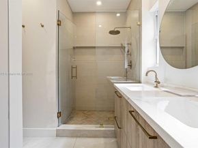 5925 La Gorce Dr, Miami Beach FL 33140