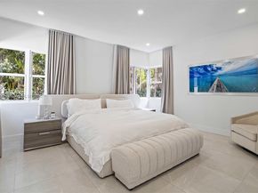 5925 La Gorce Dr, Miami Beach FL 33140