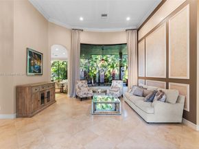 10775 Blue Palm St, Plantation FL 33324
