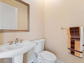 10775 Blue Palm St, Plantation FL 33324