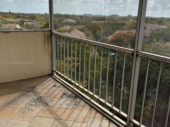 10777 W Sample Rd 714, Coral Springs FL 33065