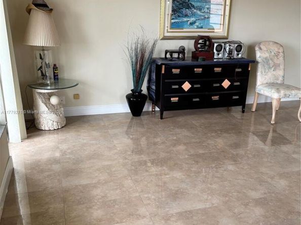 10777 W Sample Rd 714, Coral Springs FL 33065