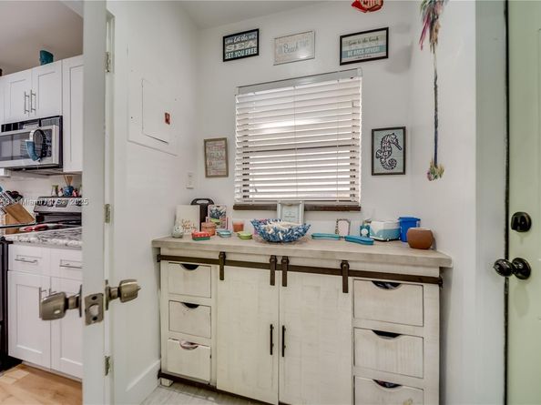 7440 Fillmore St, Hollywood FL 33024