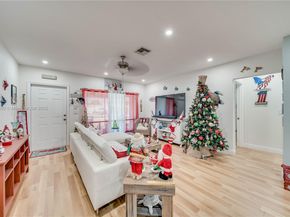 7440 Fillmore St, Hollywood FL 33024