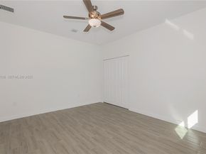 745 NE 36th St, Oakland Park FL 33334