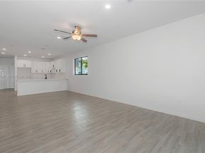 745 NE 36th St, Oakland Park FL 33334