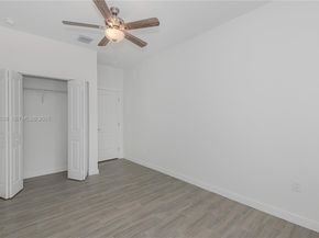 745 NE 36th St, Oakland Park FL 33334