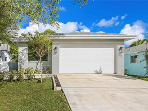 745 NE 36th St, Oakland Park FL 33334