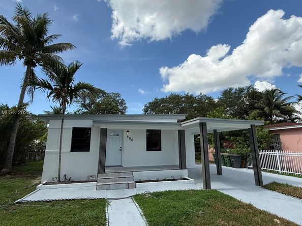 980 NE 146th St, North Miami FL 33161