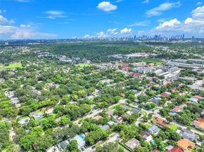 460 NE 132nd St, North Miami FL 33161