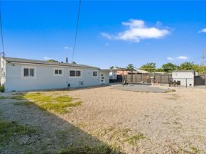 2441 NW 181st Ter, Miami Gardens FL 33056