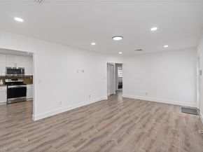 2441 NW 181st Ter, Miami Gardens FL 33056