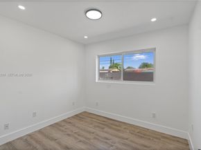 2441 NW 181st Ter, Miami Gardens FL 33056